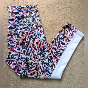 Athleta Multicolor Patterned With White Cropped High Rise Leggings Size Small